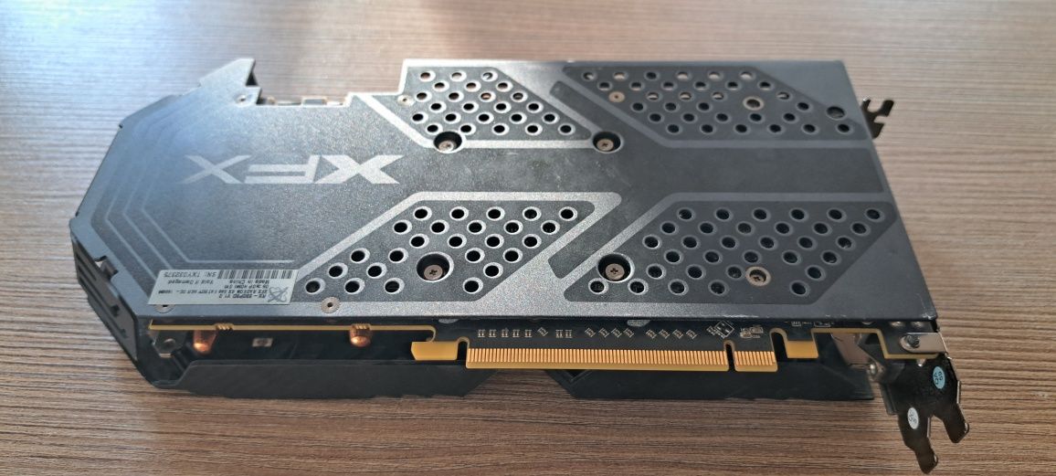 Placă video XFX AMD RX590 8gb