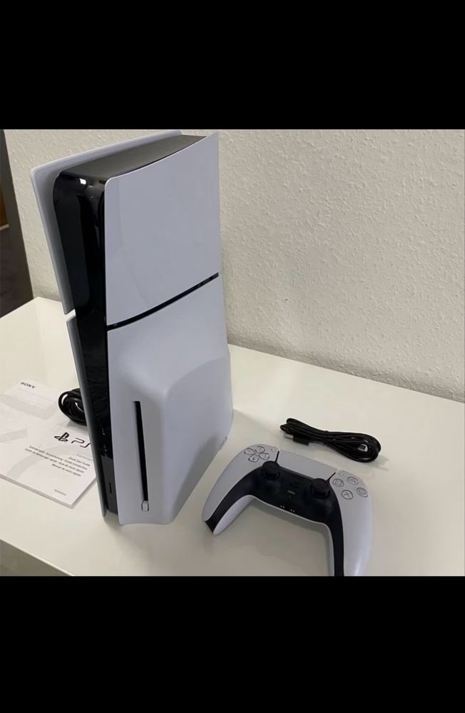 PlayStation 5 Slim конзола  1TB като нов в гаранция