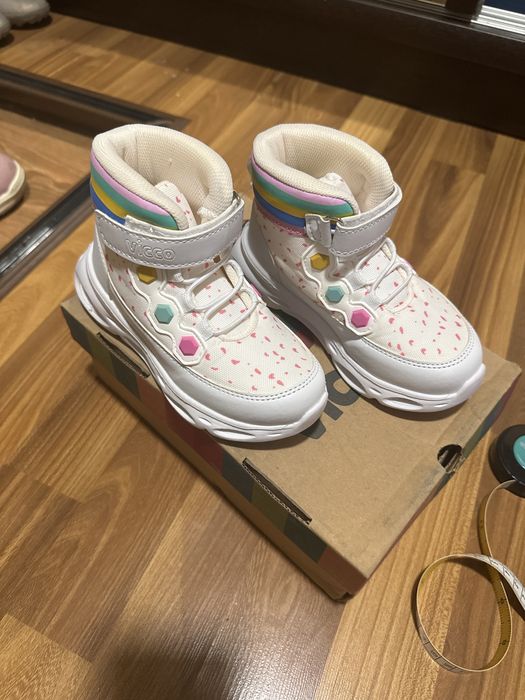 Ботинки на девочку 28 размер