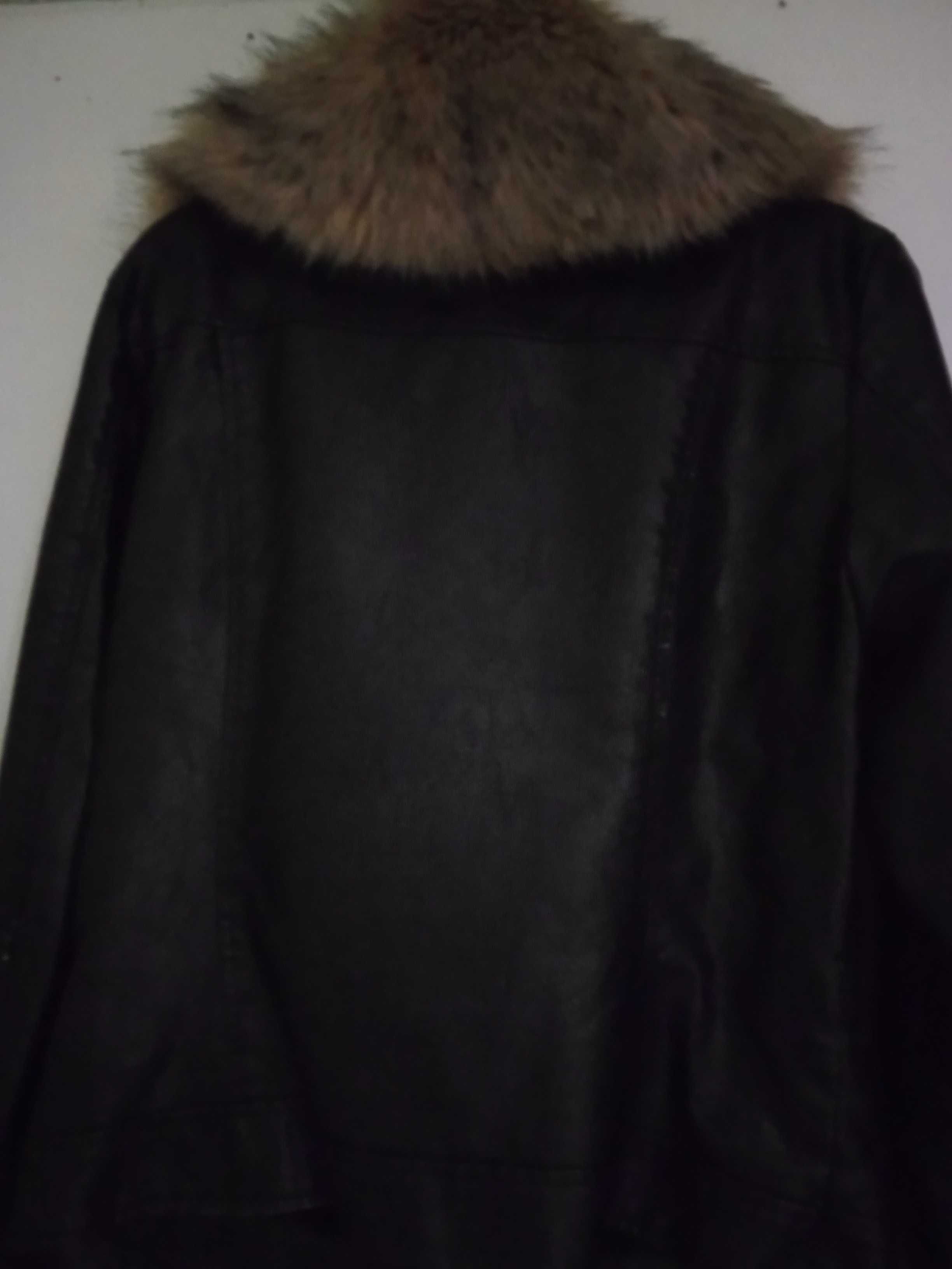 Дамско черно кожено яке