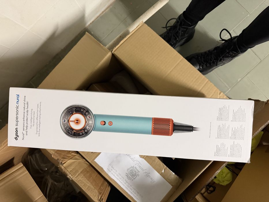 Сешоар DYSON supersonic Nural