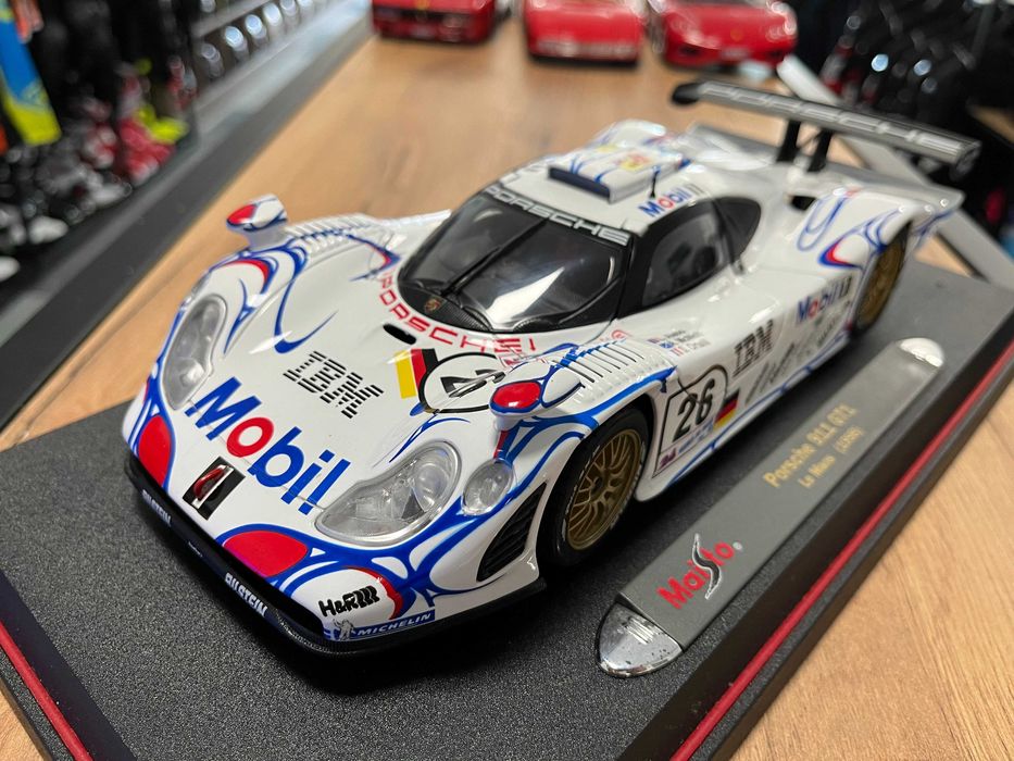 Чисто нов MAISTO метален колекционерски модел PORSCHE 911 GT1 1 LeMans