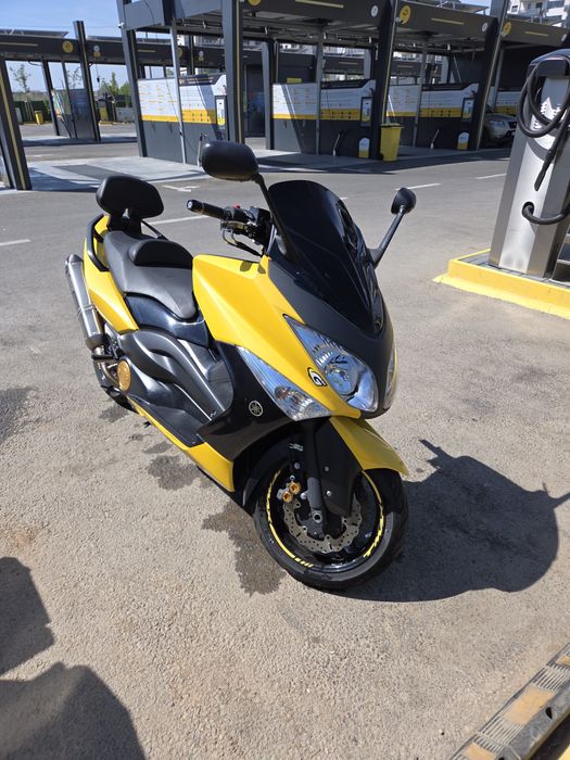 Yamaha T max 500