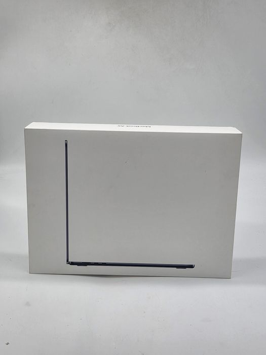 MacBook Air 15/ M4, 15.3"/ 16GB RAM/ 512 SSD/ Garantie/ Sigilat