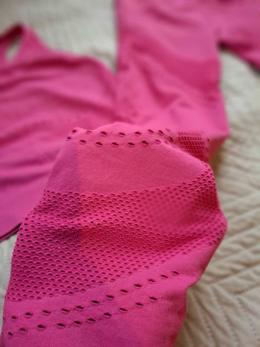 САМО ДНЕС 59лв Нов спортен екип Nike клин блуза dry fit Розов екип HM