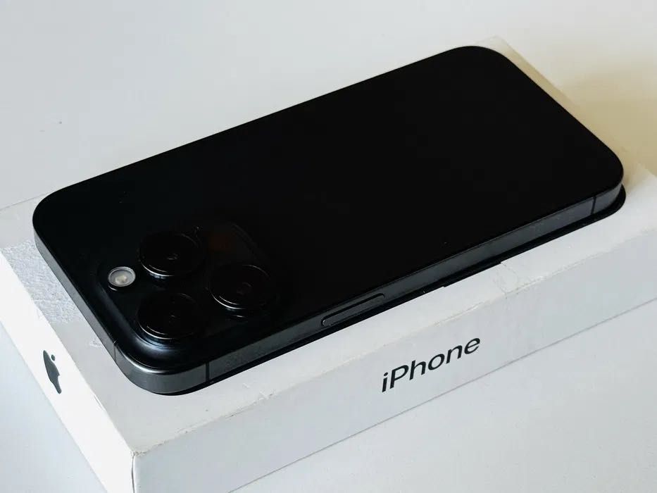 Iphone 15 Pro 128GB Black Titanium Гаранция 6 месеца