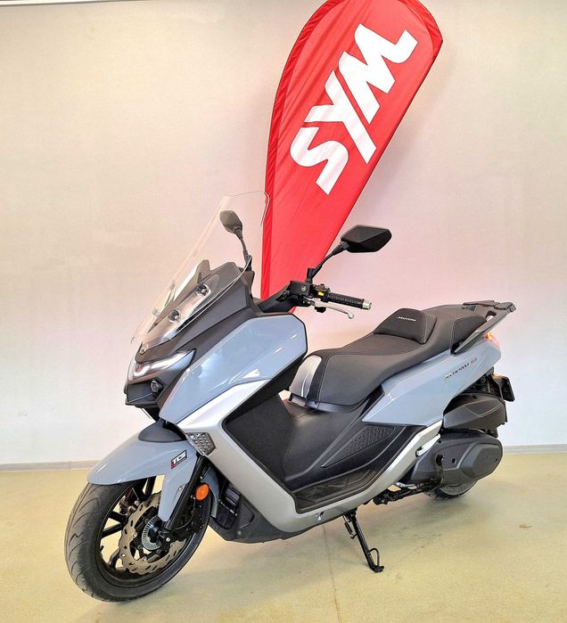 Maxi Scuter SYM Maxsym 400 GT, ABS + TCS, RATE !
