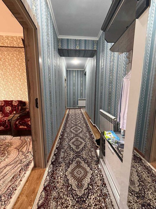 Продаётся 2х комн квартира на 2 этаже Ор Моника перекрёсток