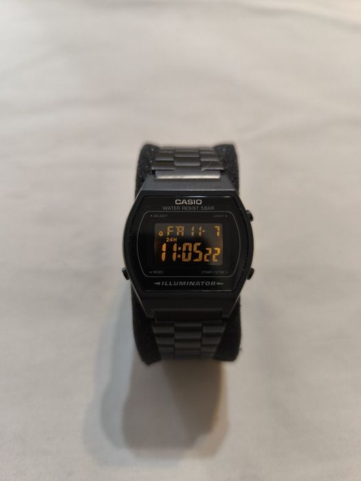 Casio Vintage B640WB-1B - като нов, с гаранция