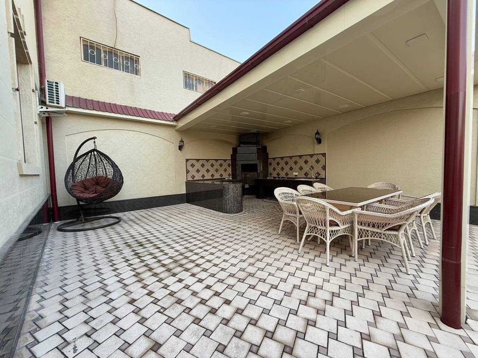 Продаётся Дом Участок На: УлТимура Малика  5-соток 6 Комнат