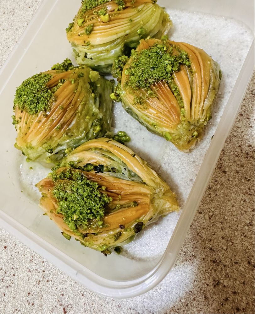 Turk pahlavasi,baklava,turk shirinlik,handom pistali,fis