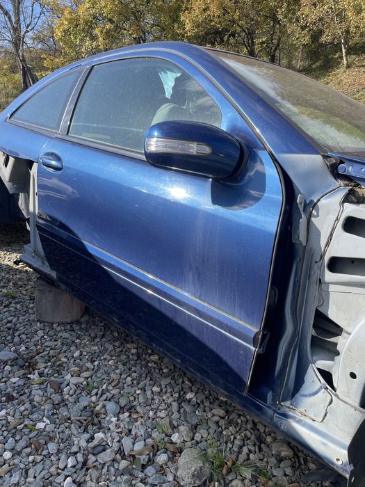 Usa dreapta Mercedes w203 C class Sport Coupe 2005