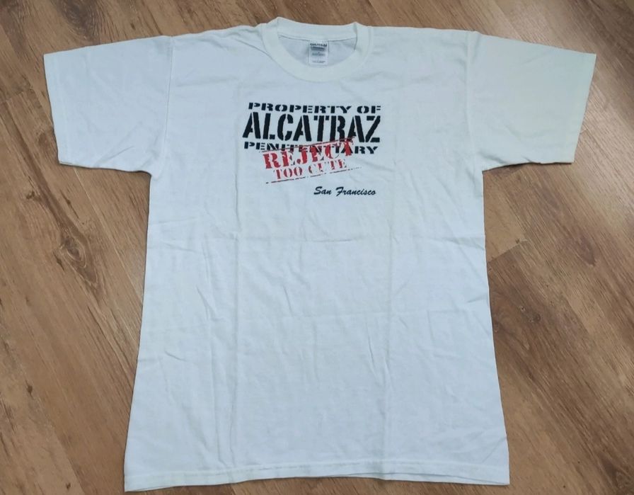 Tricou Property of Alcatraz Reject marimea L