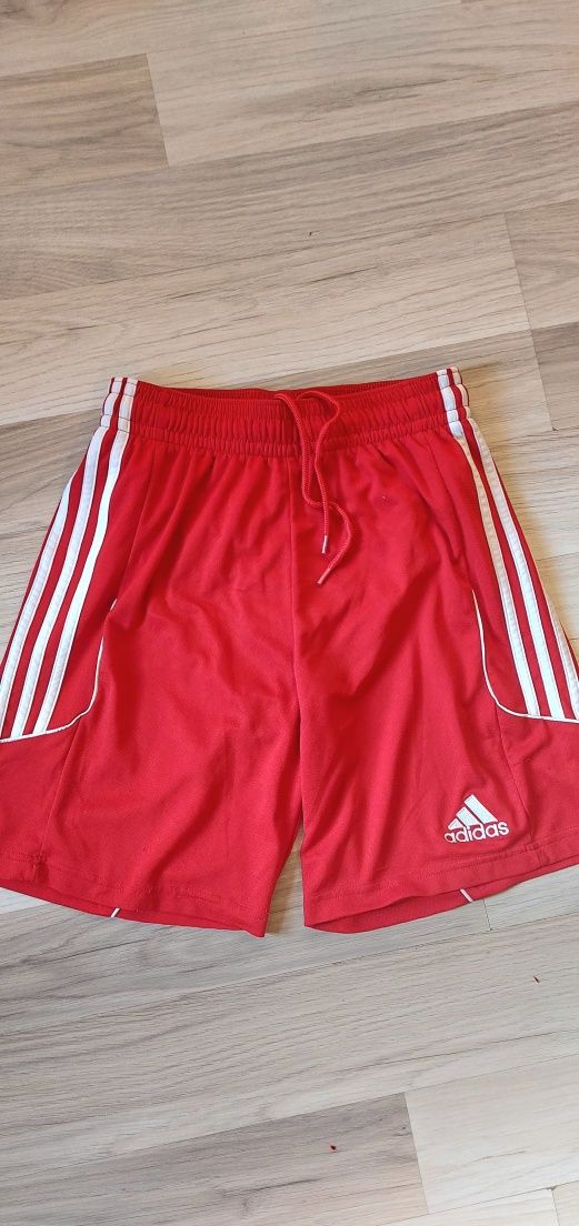 Къси панталони-ADIDAS