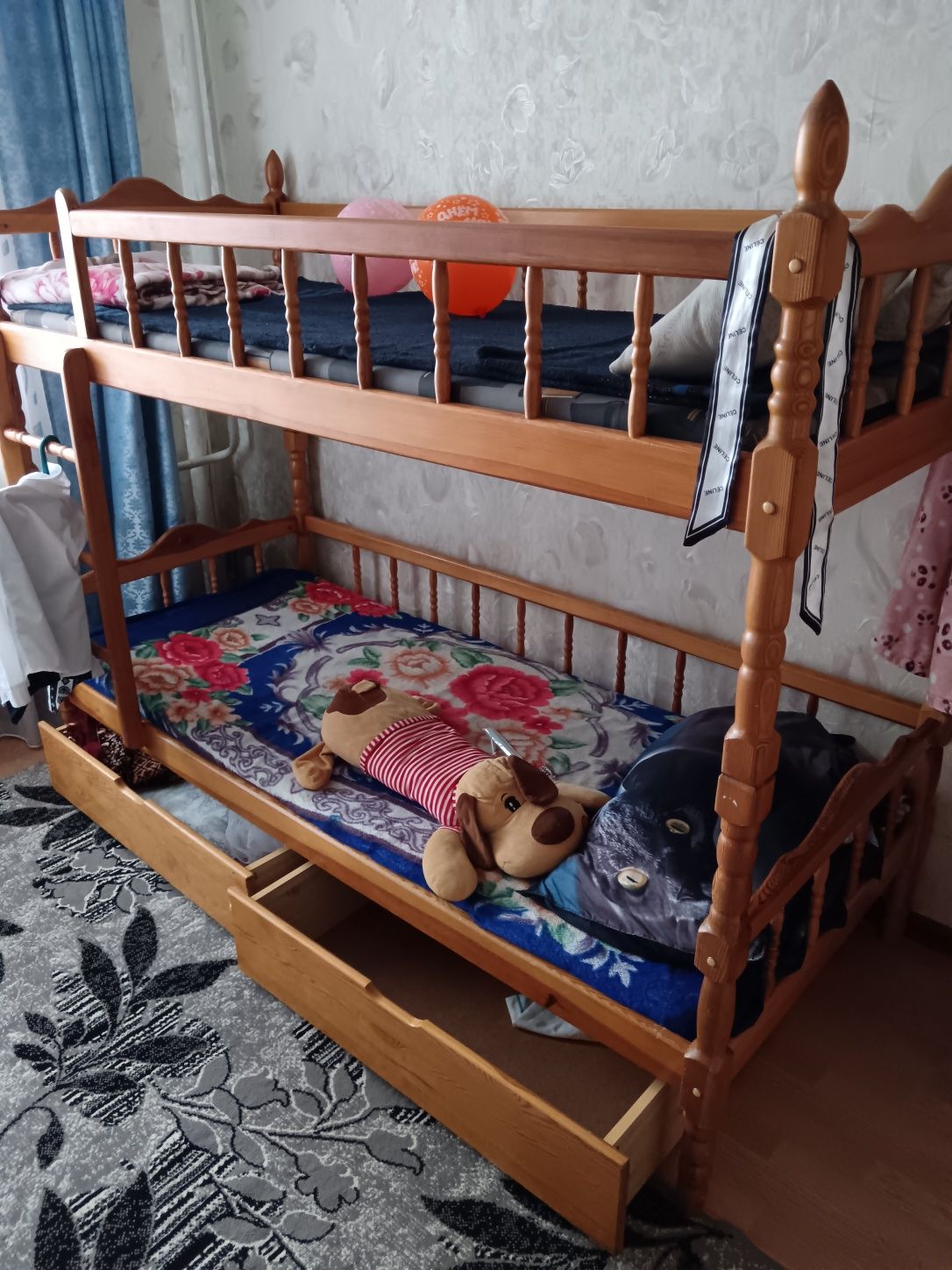 Продам двухъярусную кровать