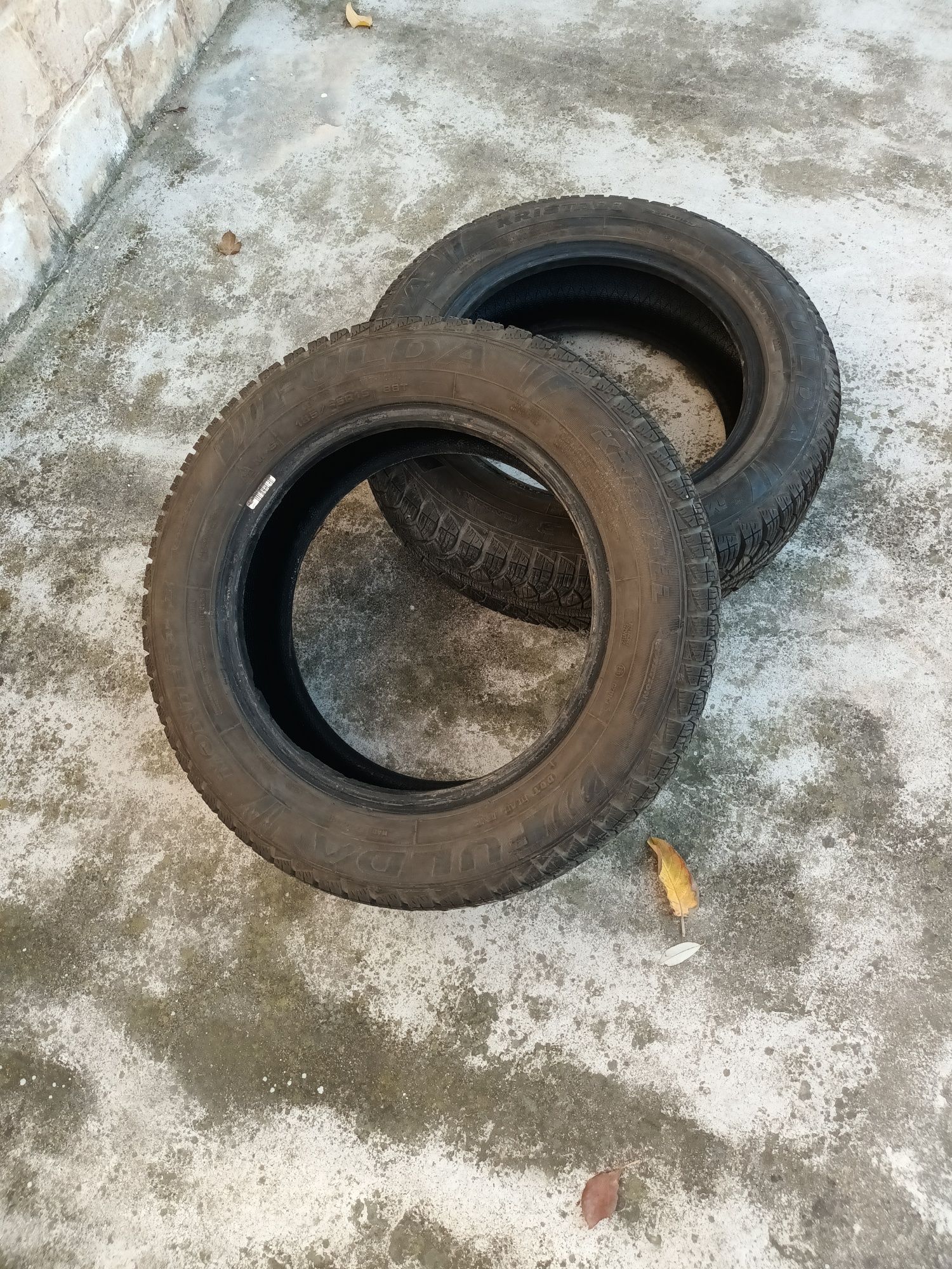 Продавам зимни гуми 185/65 R15