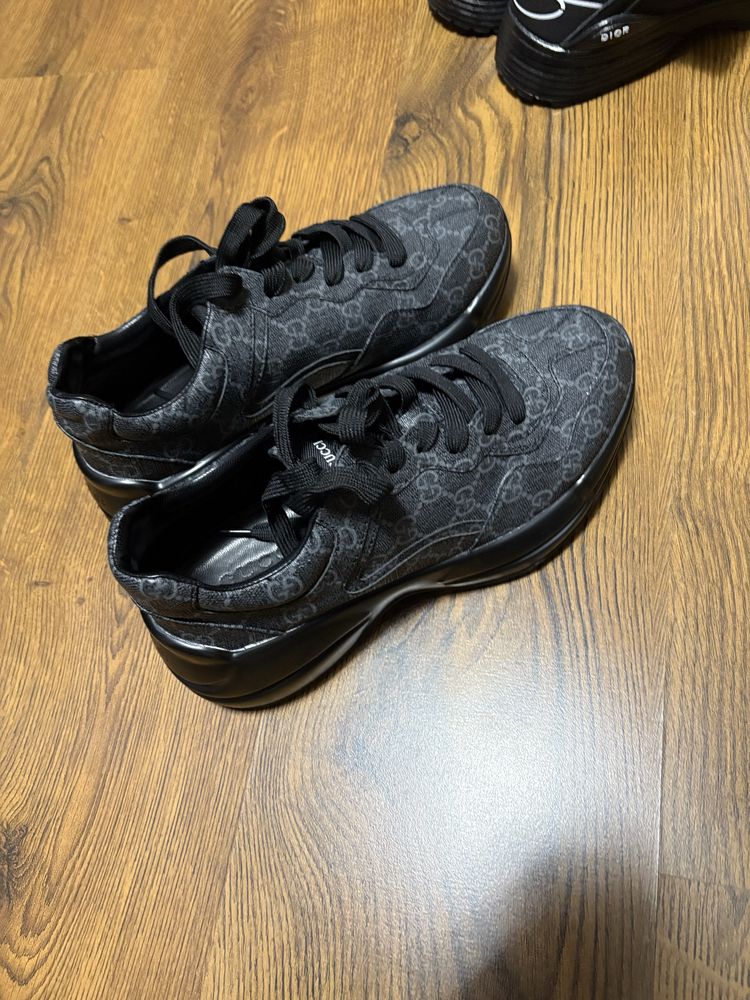 Gucci ,,Rhyton’’ all black