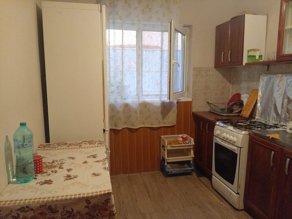 Inchiriez apartament 2 camere