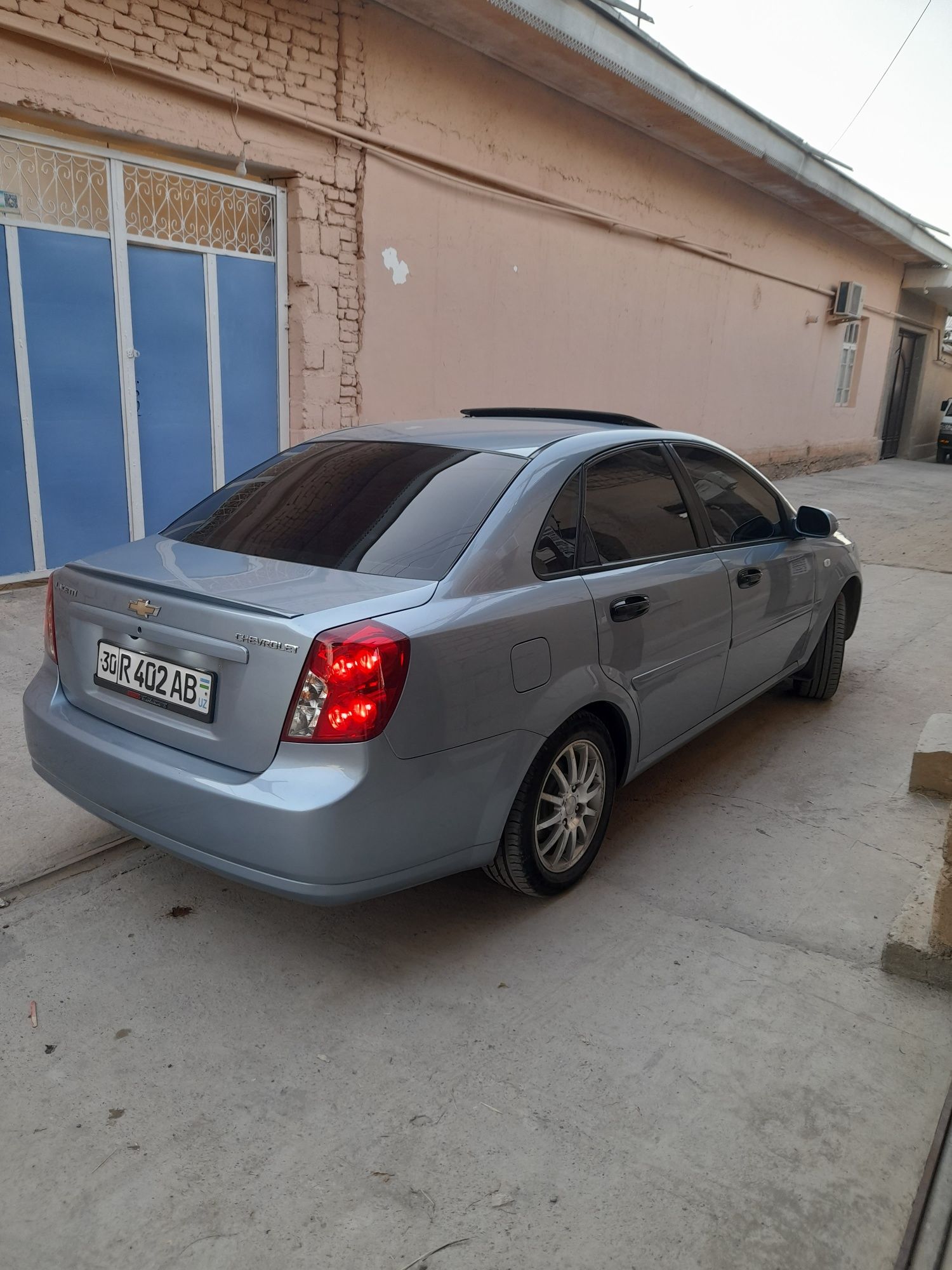 Lasseti 2013 yil 1.6L