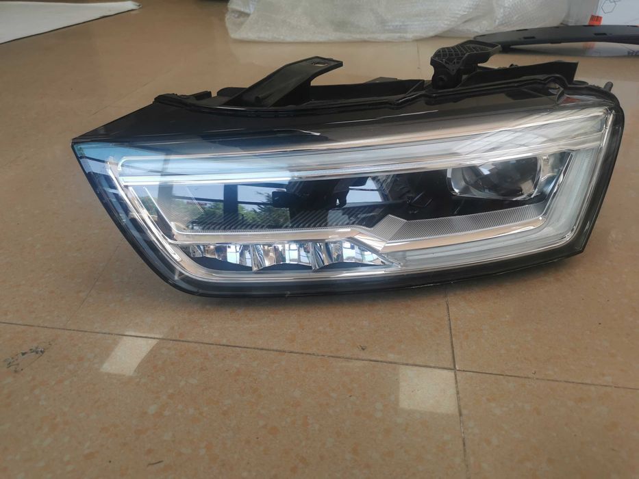 Ауди Audi ку3 Q3 Bi LED фар със завиване