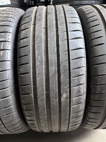 235/45/19 MICHELIN 4бр