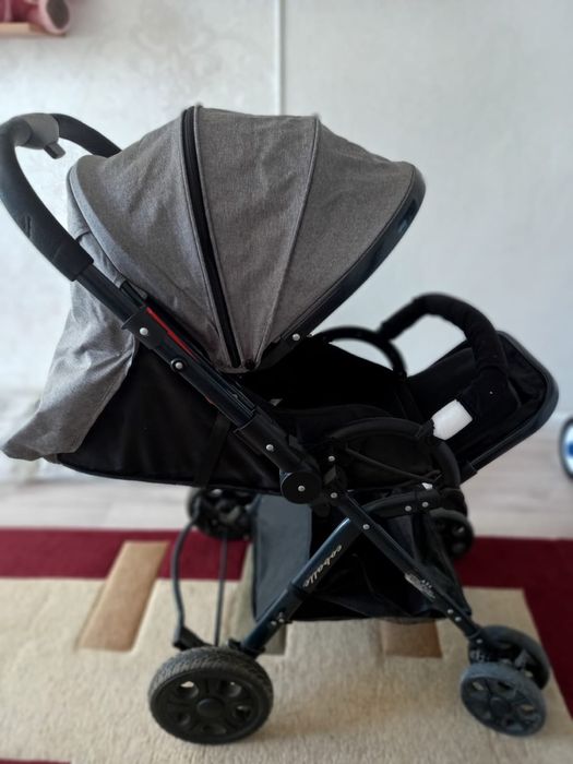 Продам детскую коляску