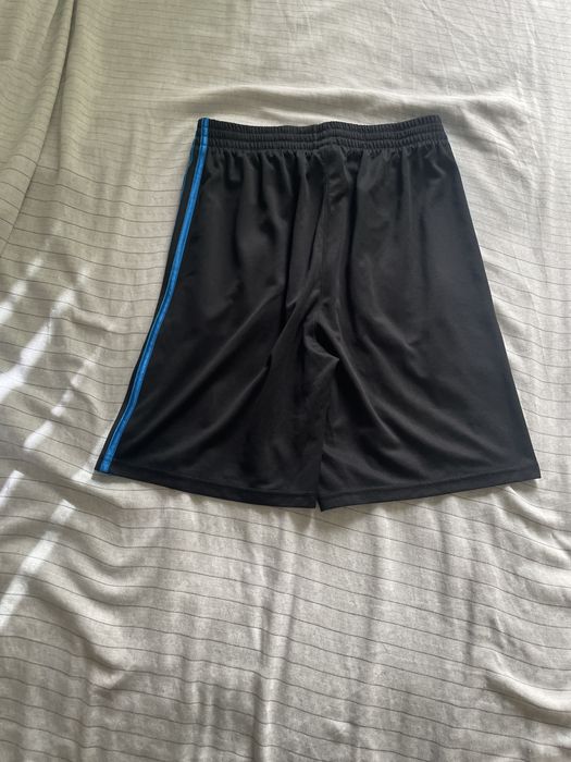 Adidas къси панталони