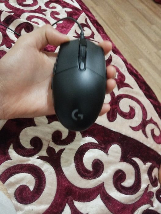 Мышка Logitech g102