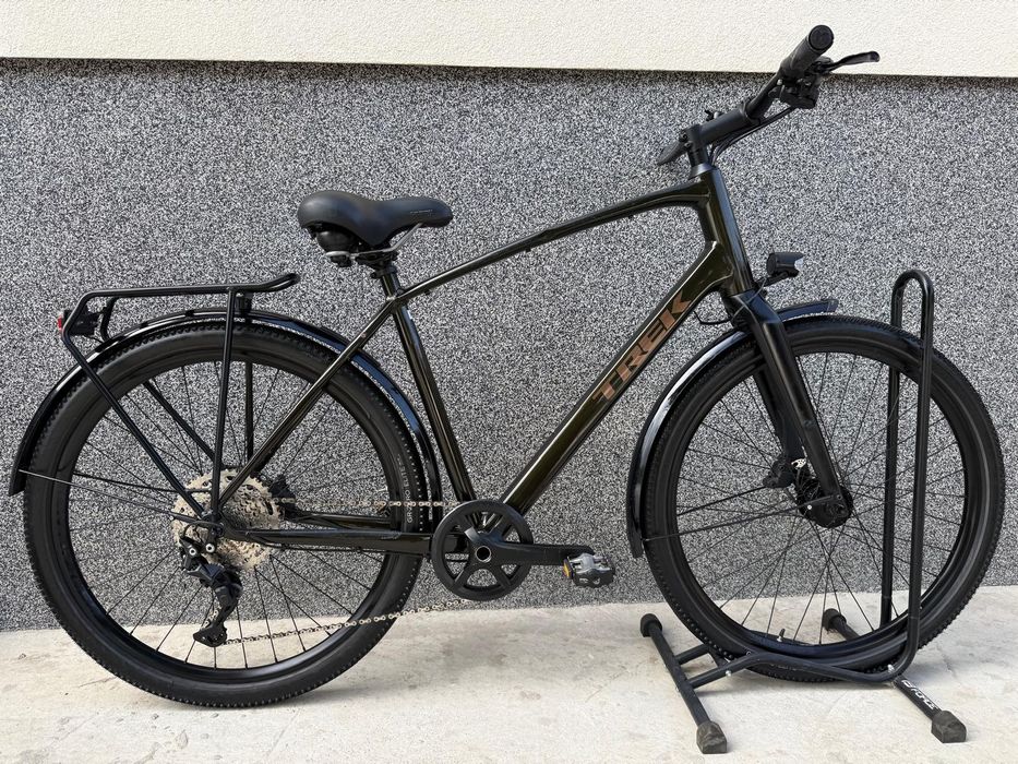 Trek Dual Sport 3 с Карбонова вилка, Shimano Deore 1x10 и Динамо - ТОП