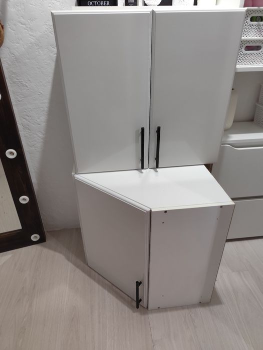 Продам кухонные шкафы