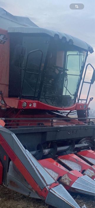 Комбаин Laverda с двумя жатками