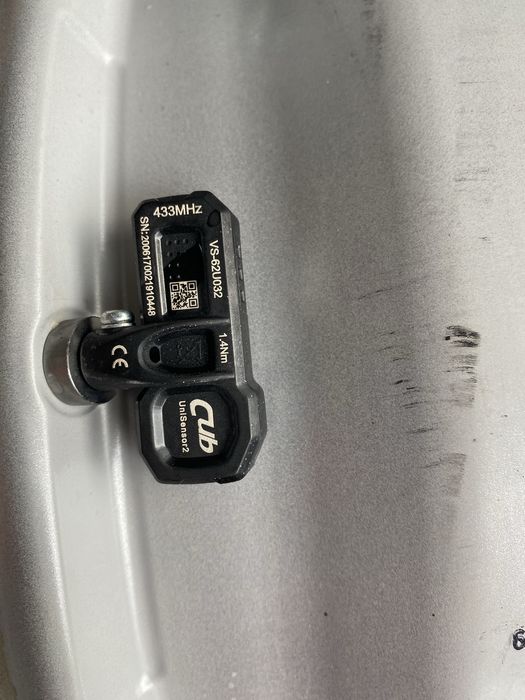 17 цола 5 х 115 мм Опел  Астра , Инсигния , Зафира , Шевролет