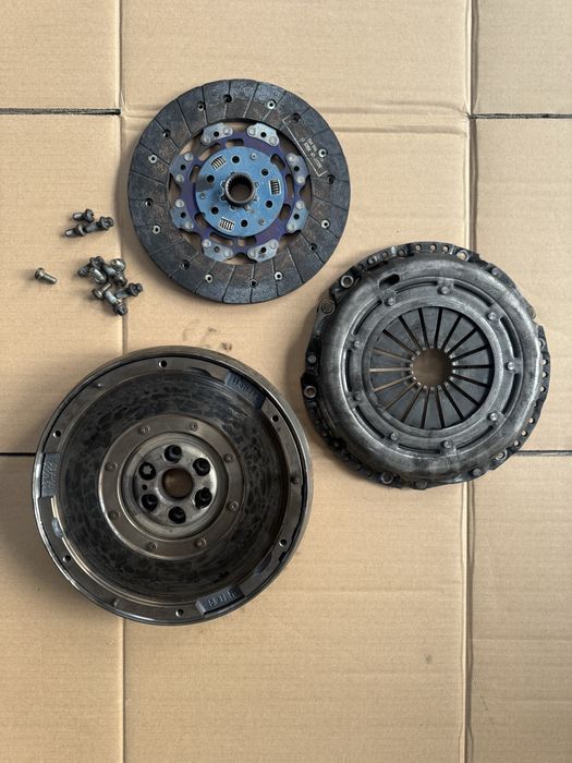 volanta ambreiaj SACS ford focus 2 motor 1.6tdci