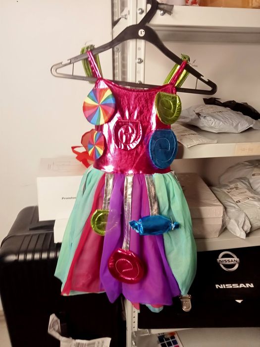 НОВОЕ Детское костюм-платье «Сладости» для сцены / праздника (3–6 лет)