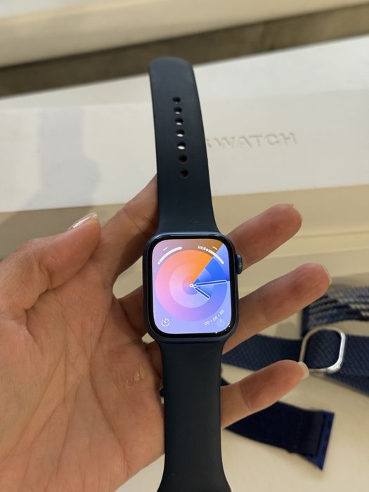 Продаю Apple Watch 7 series