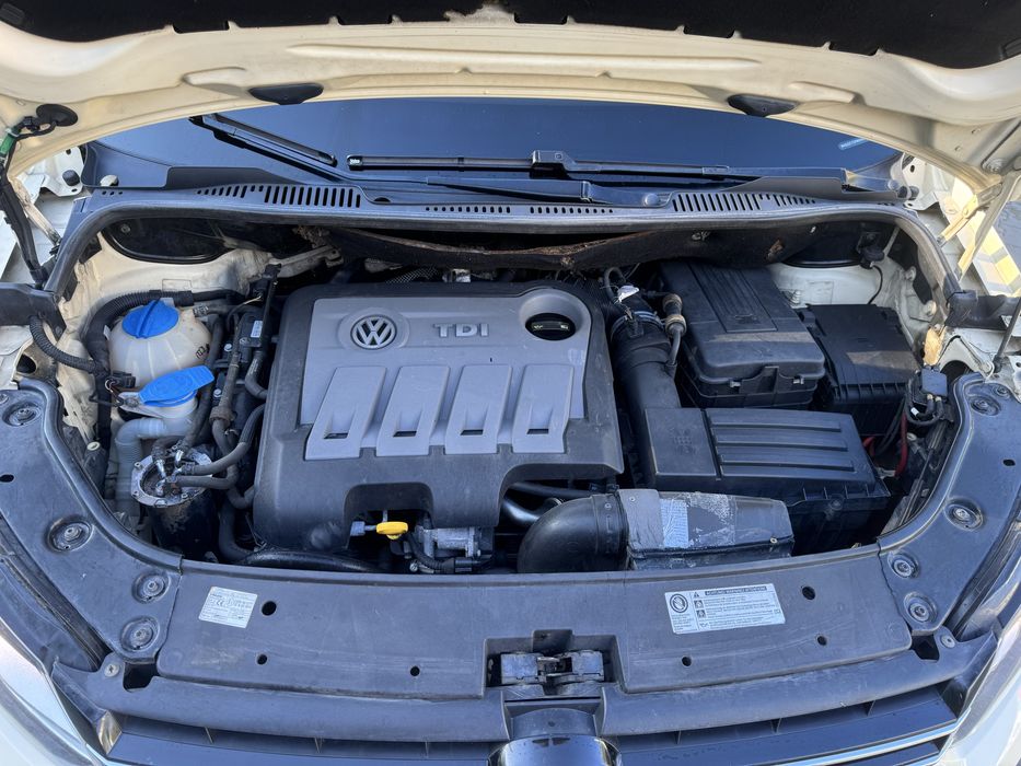 Wv touran 2.0 tdi dsg 2015