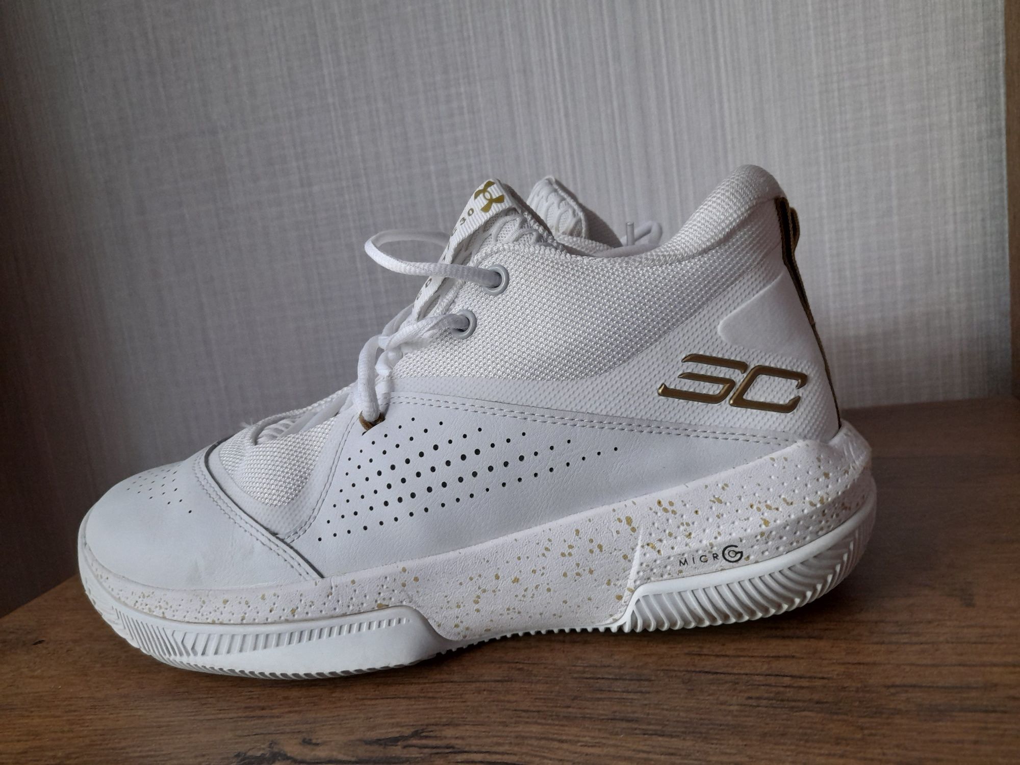 Under Armour мъжки кецове 43 номер.