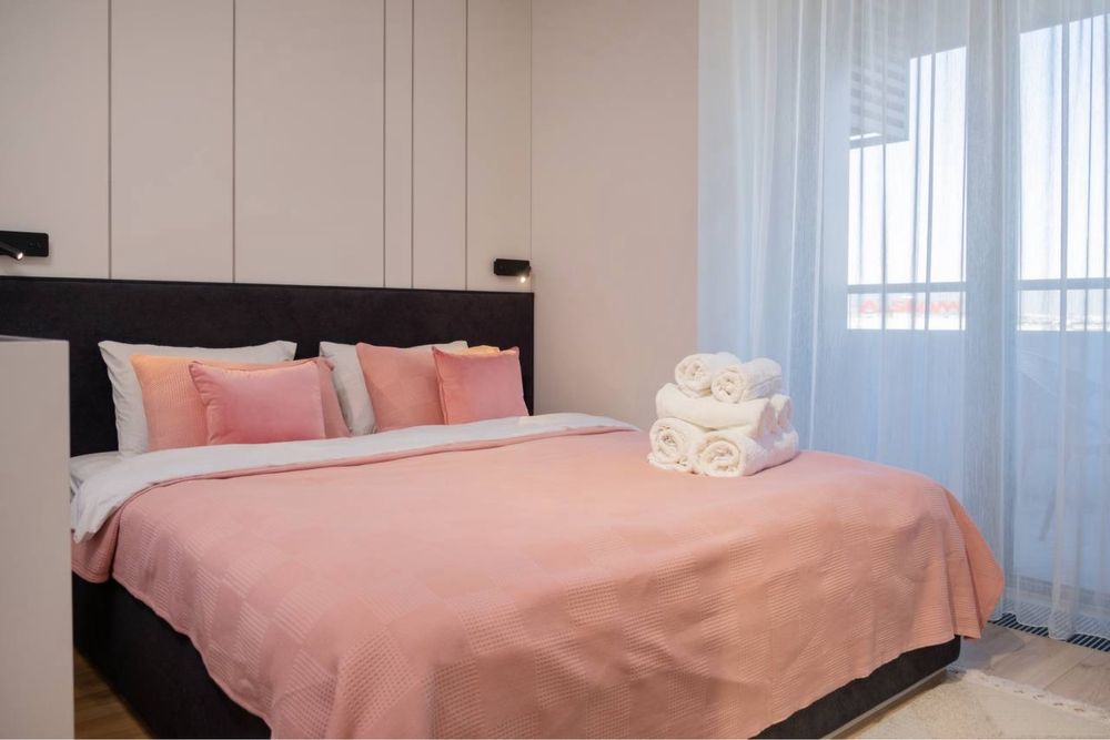 Современная посуточная уютная студия со своей парковкой в NRG U Tower