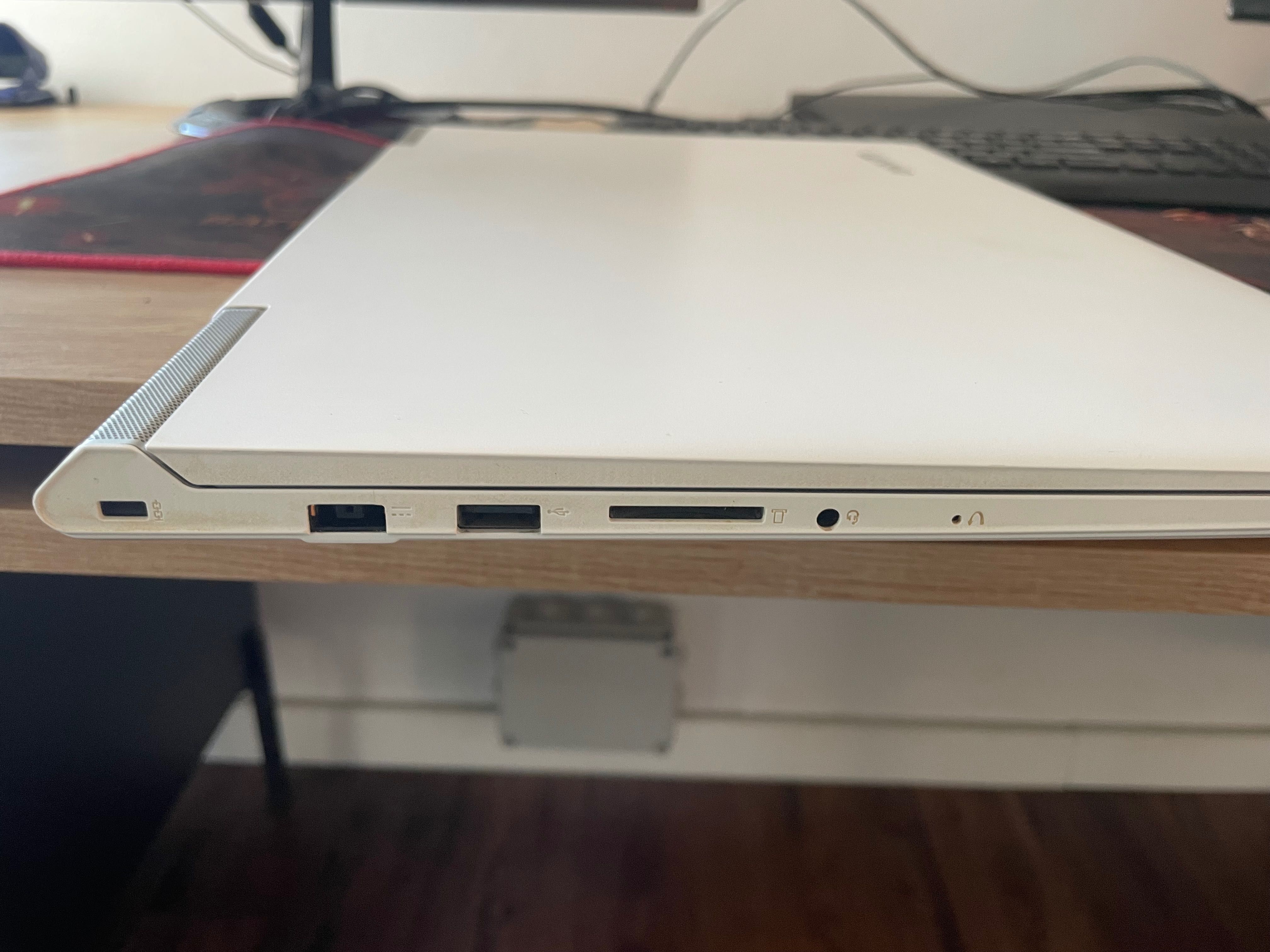 Laptop Lenovo Ideapad 700-151SK