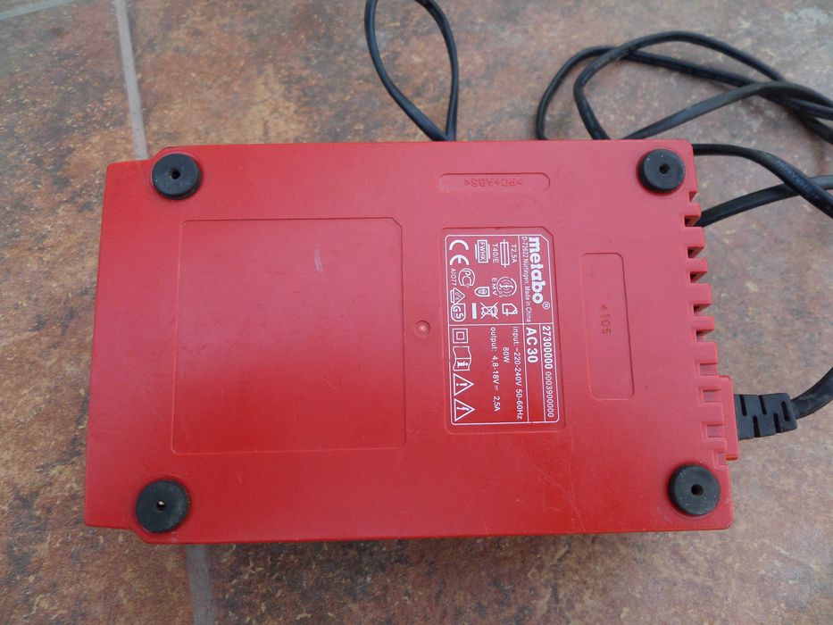 Metabo AC30 4,8v-18v air cooled incarcator acumulatori