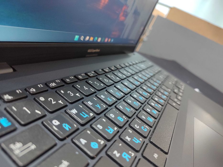 Ноутбук офисный ASUS ExpertBook Intel Core i5-1235U