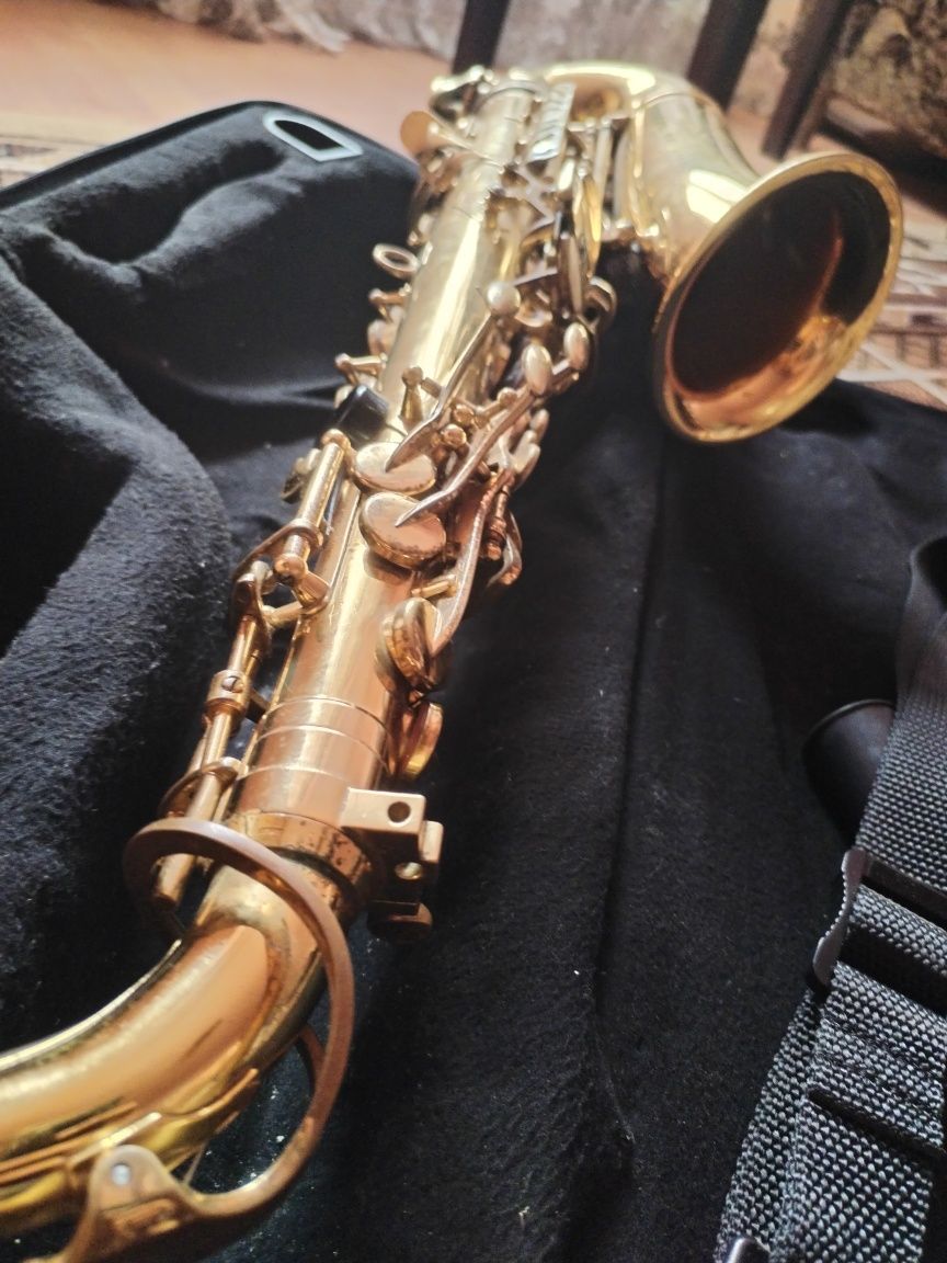 Vând saxofon alto startone sas-75