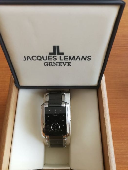 продавам часовник JACQUES LEMANS (GENEVE)