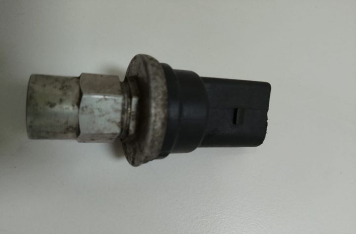 Senzor  Presiune Aer Conditionat 1K0959126B Seat Ibiza a 3-a generati