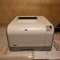 Продавам принтер HP ColourJet CP1215