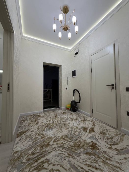 Юнусабод 11.кв 2/2/11 Новостройка МетроЛиня Срочно квартира