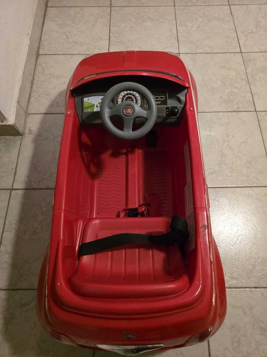 Masinuta electrica pentru copii