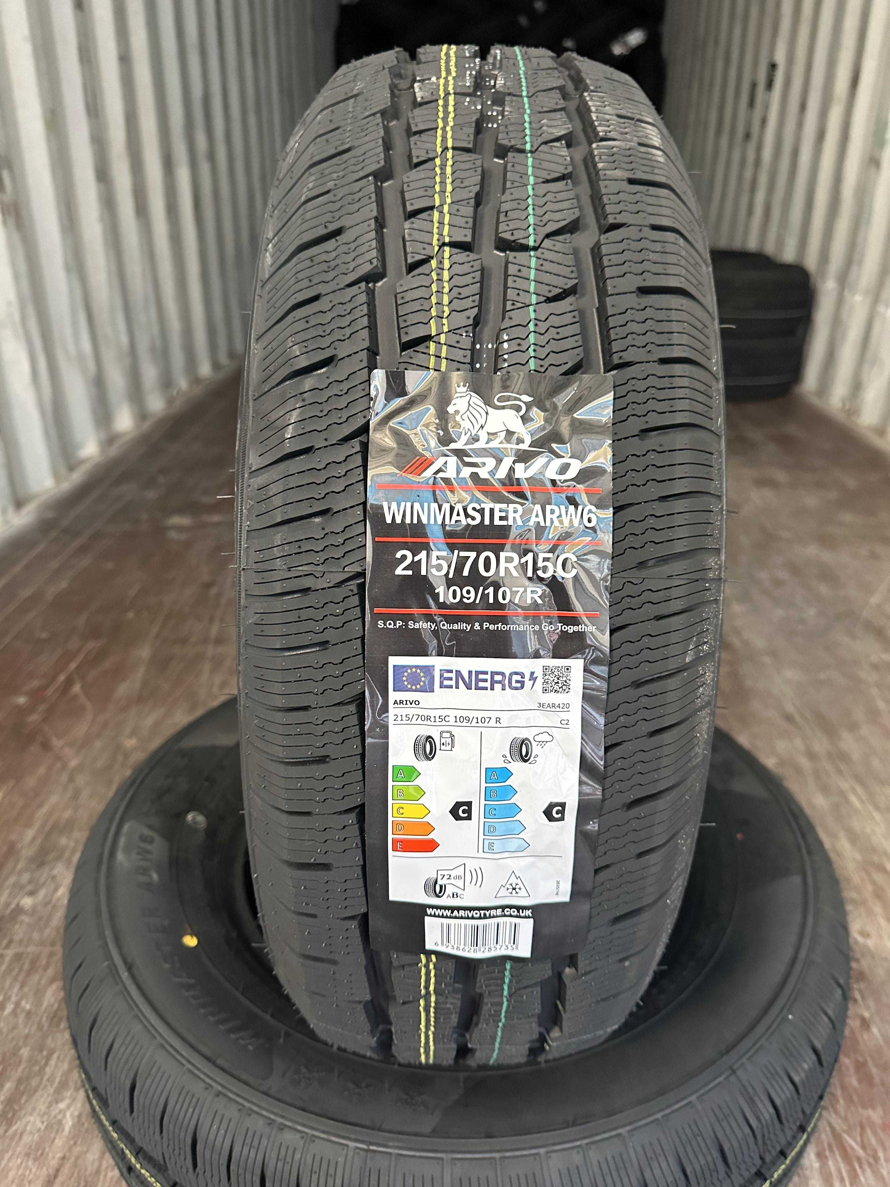 Нови Зимни Бусови Гуми Arivo Winmaster 215/70R15C 109/107R Нов Dot