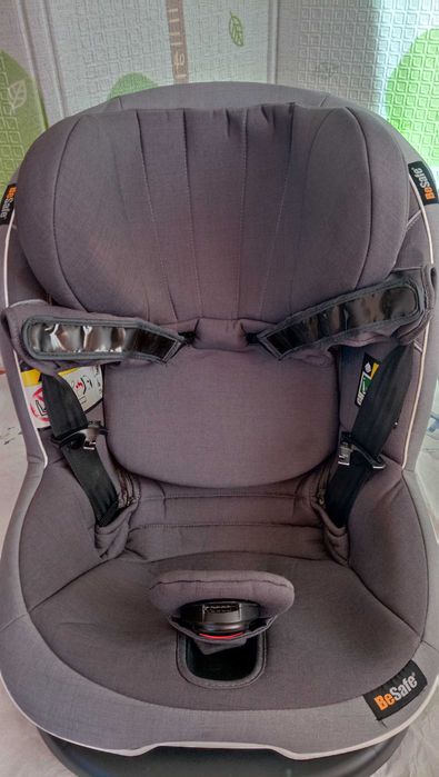 Столче за кола BeSafe iZi Modular A X1 i-Size + база (по-новият модел)