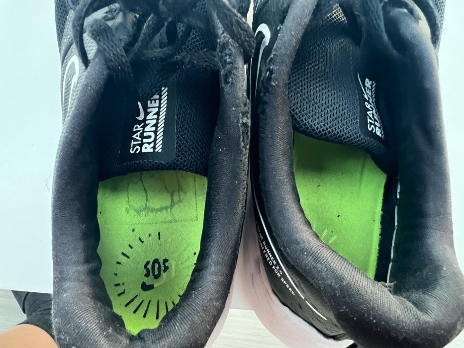 Продавам дамски маратонки Nike 39 номера